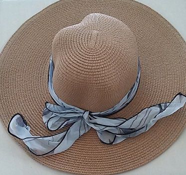 Beige Floppy Sun Hat