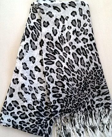 Printed Leopard Shawl